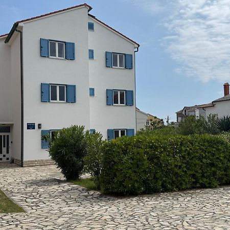 Apartman Theresa Barbat na Rabu Dış mekan fotoğraf