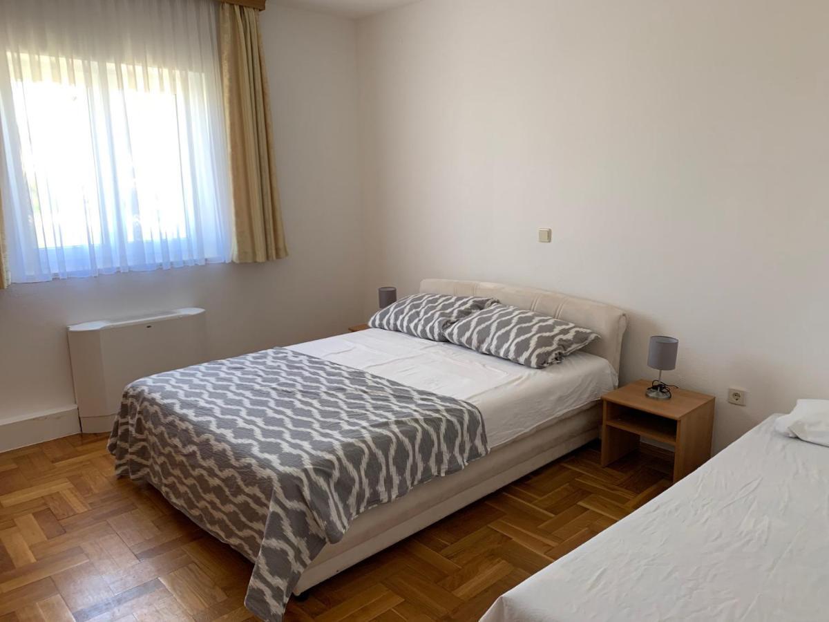 Apartman Theresa Barbat na Rabu Dış mekan fotoğraf